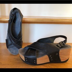 Bussola slingback wedges